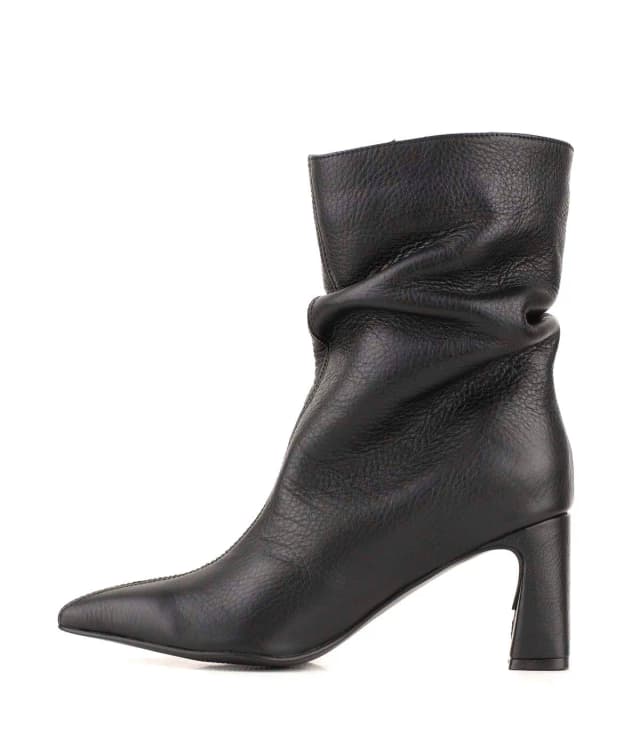 Bota corta de cuero con taco medio — imagen 2