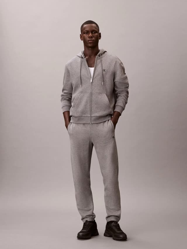 Jogger de felpa con monograma