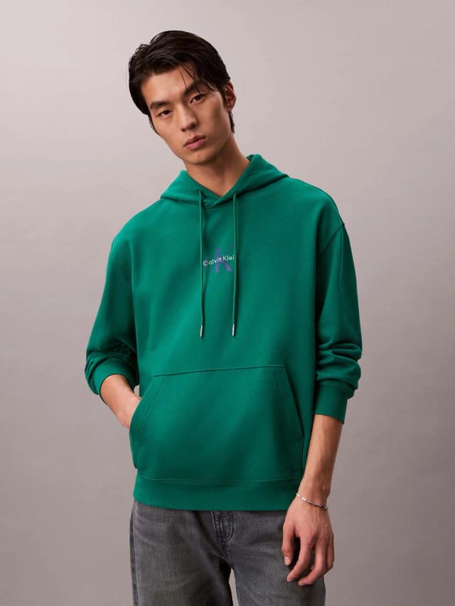 Buzo terry con monologo bordado