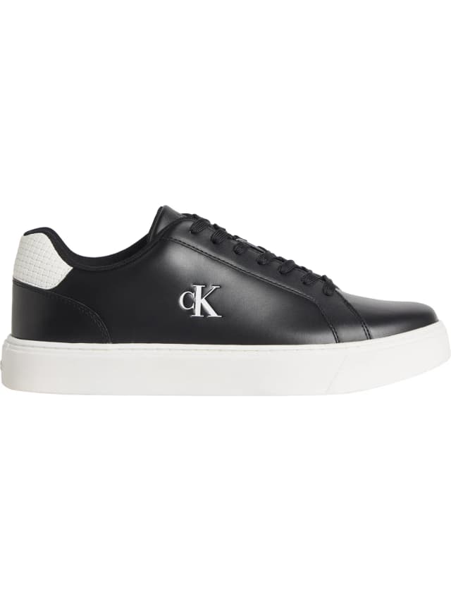 Zapatillas clásicas con cordones