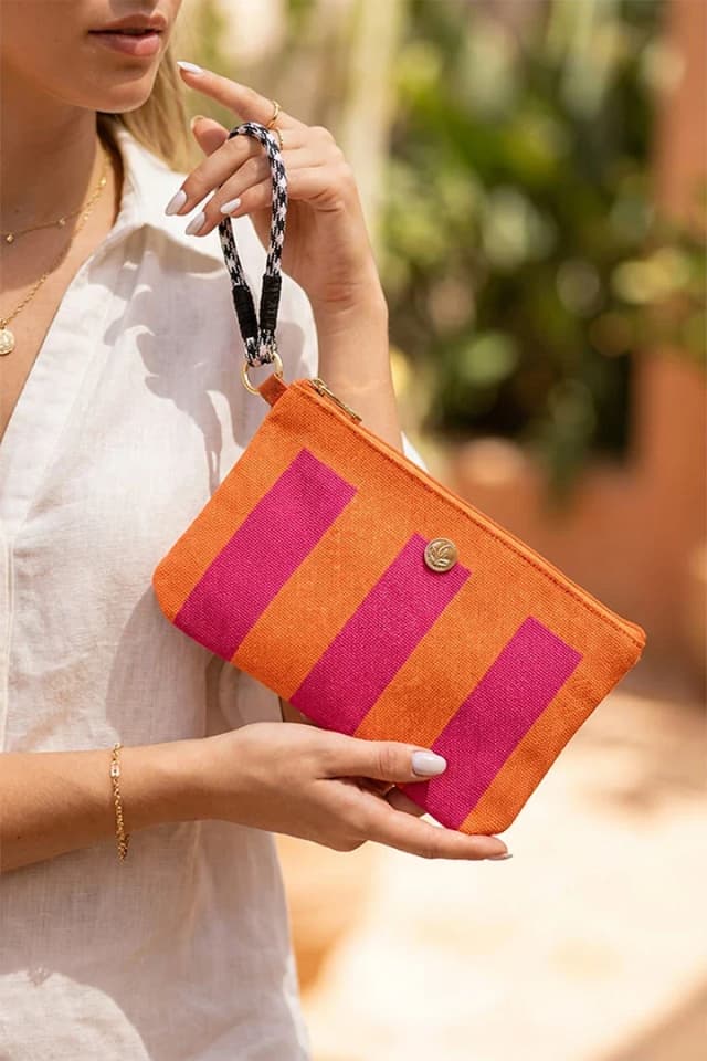 Necessarie - ac-46812