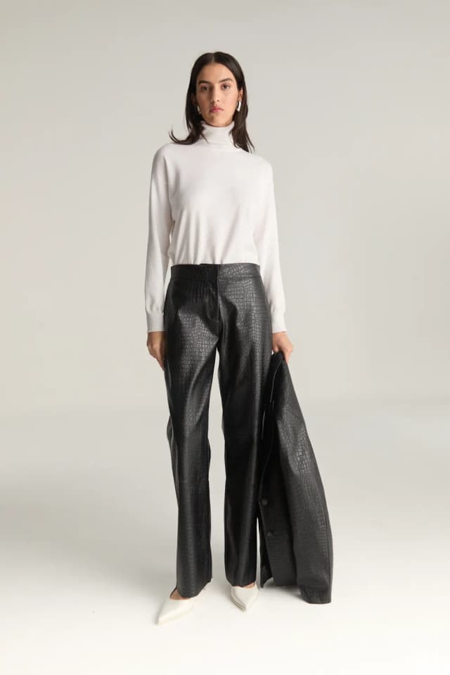 PANTALON VEGAN CROCO