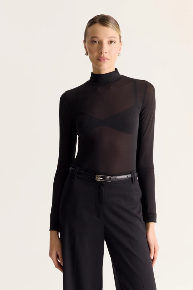 REMERA TURTLE NECK NIGHT — imagen 2