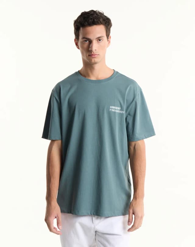 Remera relaxed estampada AVALON