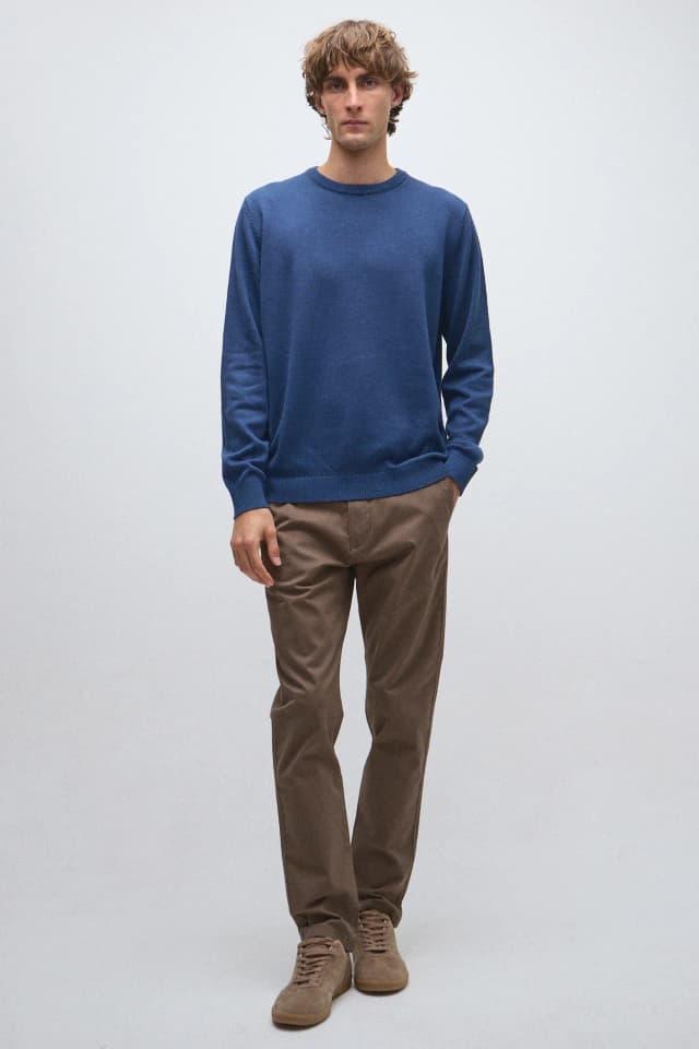 Sweater cuello redondo liso