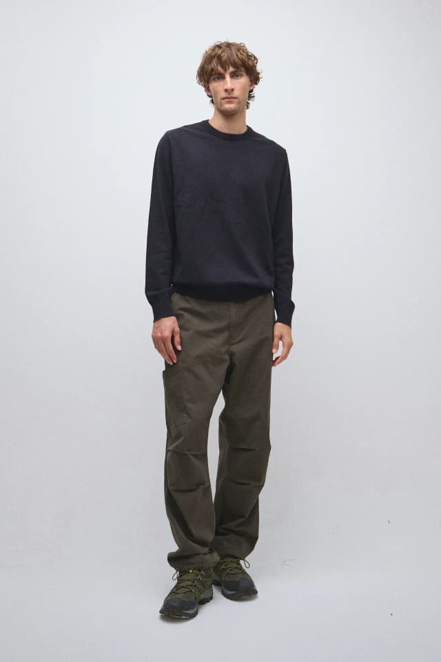 Sweater cuello redondo liso