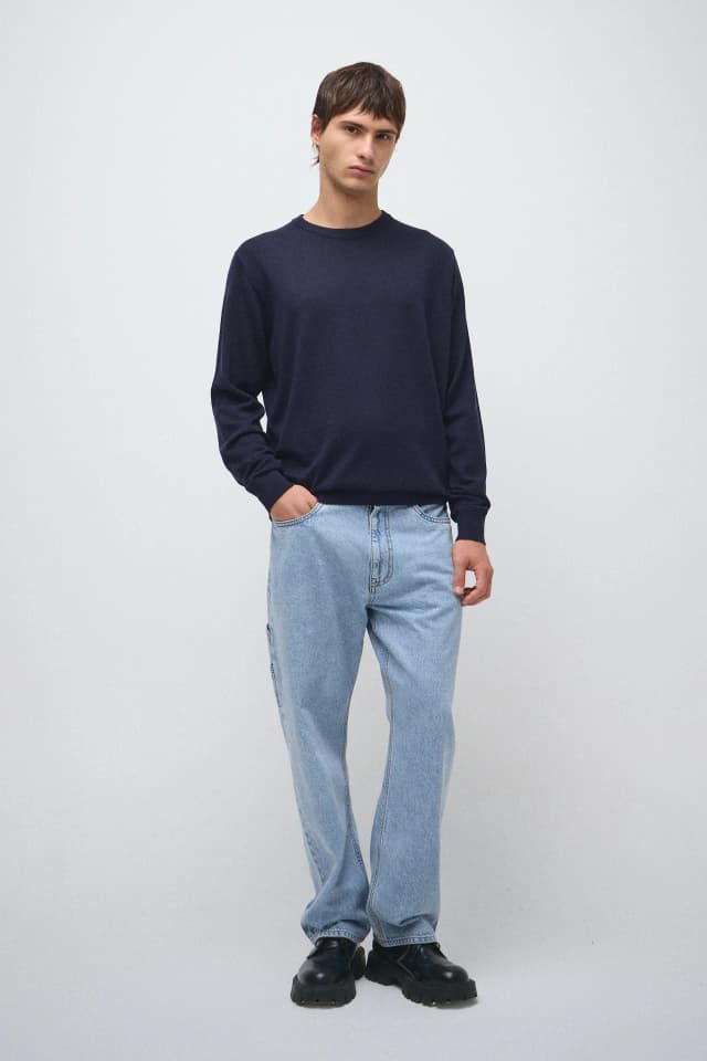 Sweater cuello redondo liso