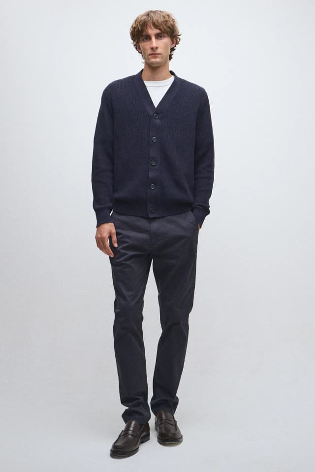 Pantalón chino slim confort