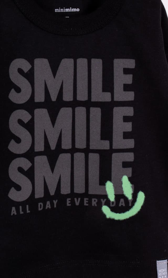 Remera mini smile — imagen 3
