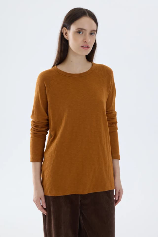 REMERA FLAME WASHED — imagen 2