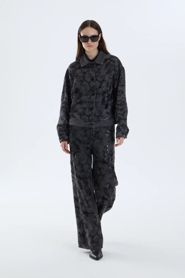 CAMPERA BORDADA DENIM NIGTH BLOOM